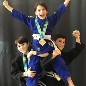 Meet your Posher, Louise